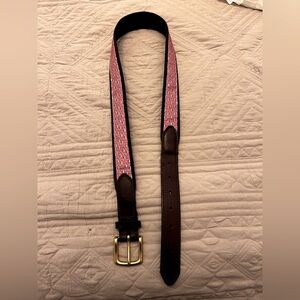 Vineyard Vines Leather and Fabric Woven Shark Belt, brass buckle size 34